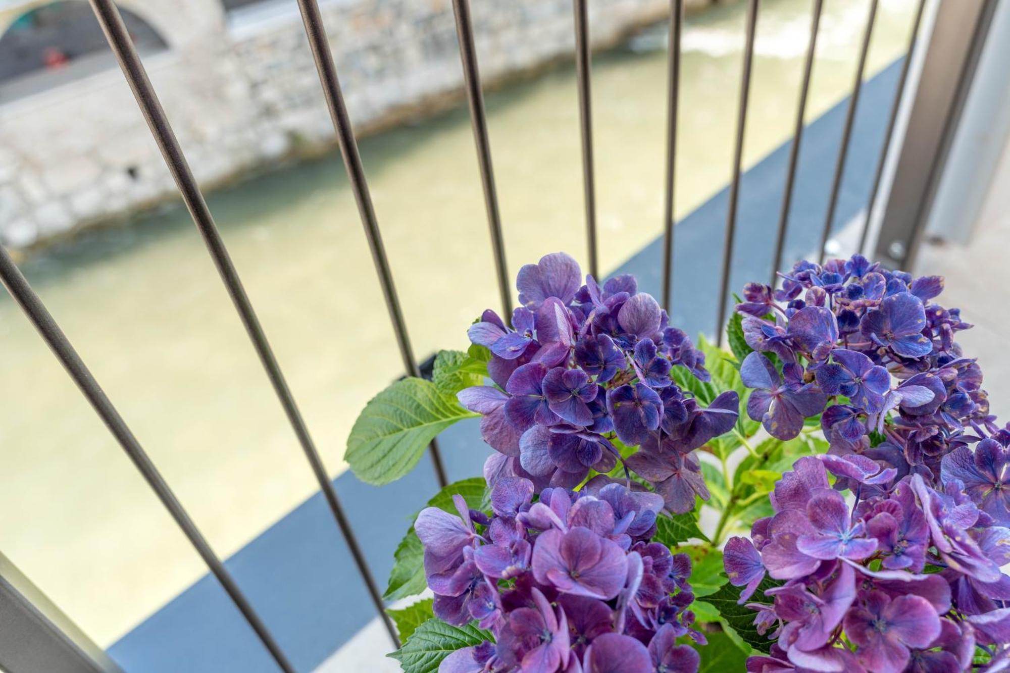 Luxury 2Br W/ River Castle View In Borgo Valsugana Apartment Exterior photo